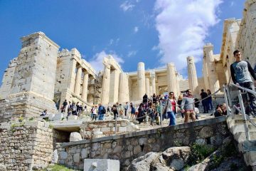 acropolis guided walking tour