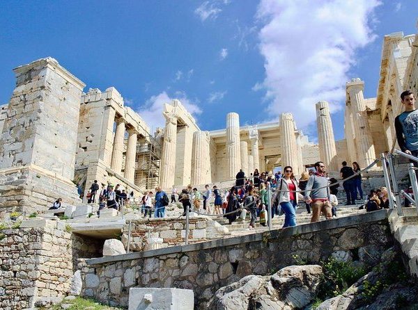 acropolis guided walking tour